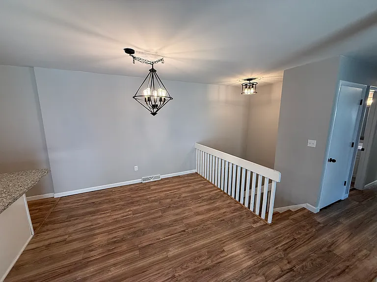 904 Bluffway Dr #902 — Photo 8