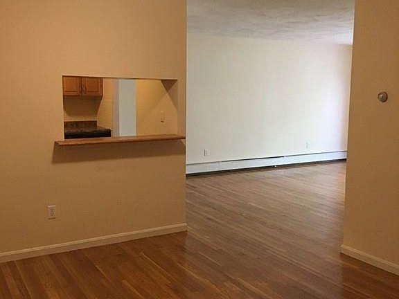 3rd image of 458-460 Eastern Ave Unit 22