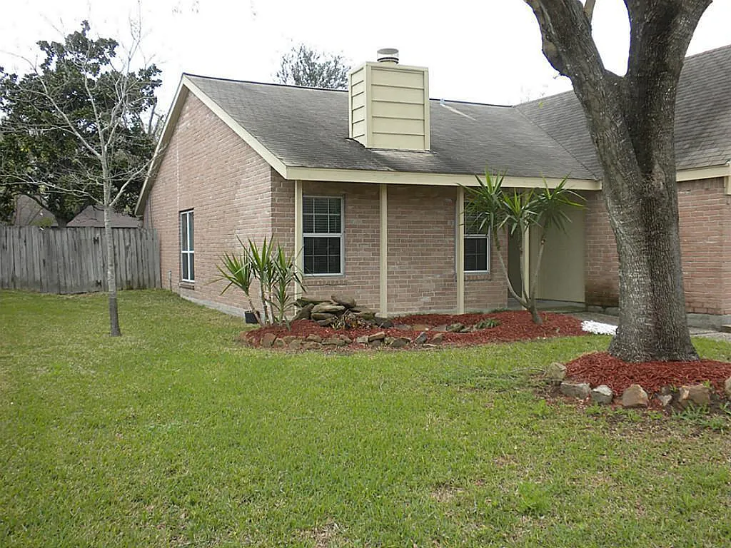 Building Photo - 5618 Stone Creek Dr