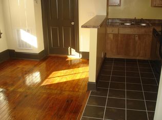 712 Grove Ave APT B, Petersburg, VA 23803