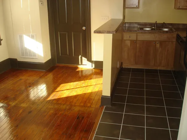 712 Grove Ave APT B, Petersburg, VA 23803