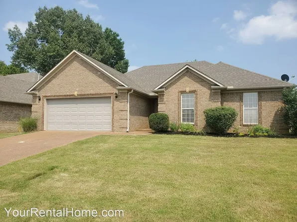 82 Grove Hill Ln, Jackson, TN 38305