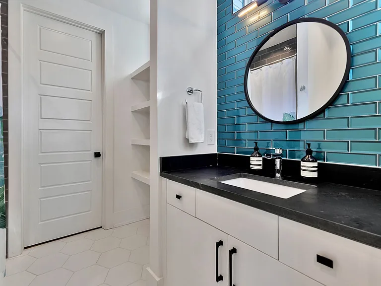4107 Kimbark Dr — Photo 15