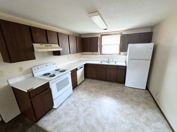 410 12th Ave NW APT 4