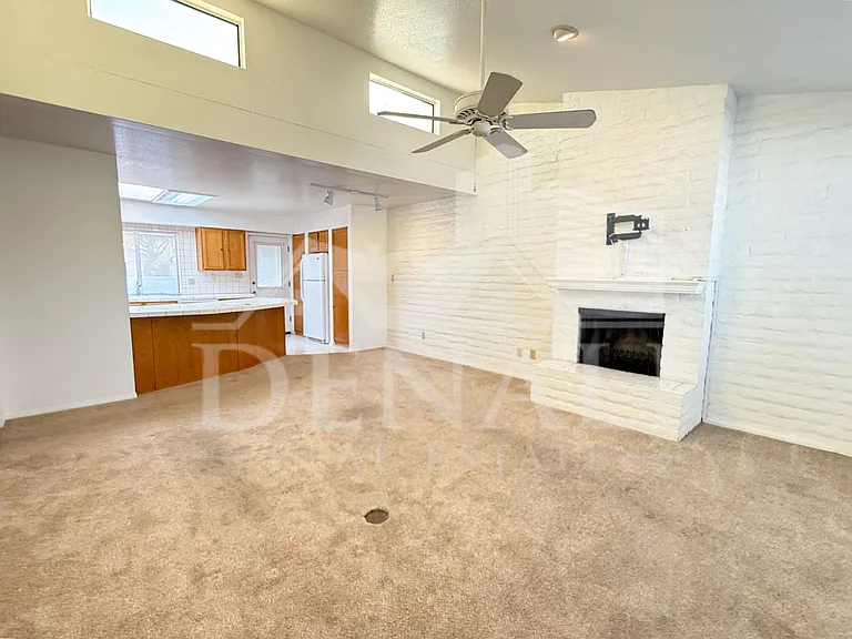 15076 N Escondido Dr #B — Photo 3