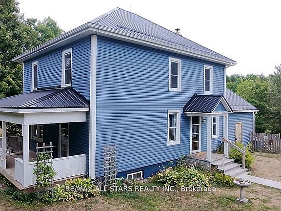 3rd image of 412 Cooper Rd