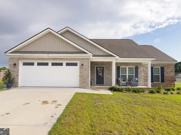119 Old Auburn Ln, Brooklet, GA 30415