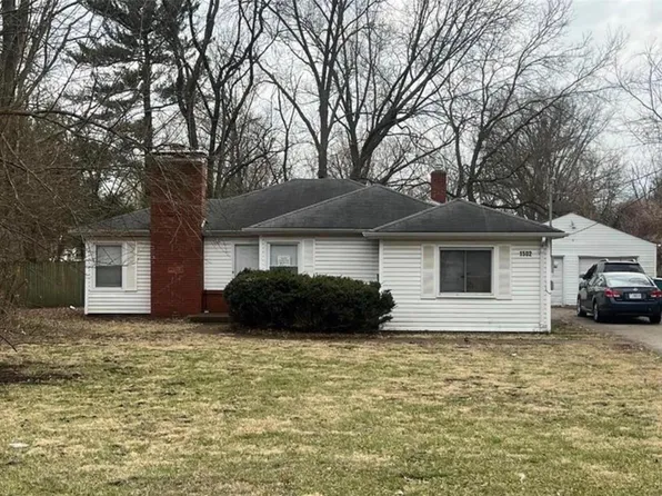 1502 Trampe Ave, Saint Louis, MO 63138