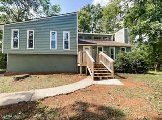 5899 Oak Ct, Douglasville, GA 30135