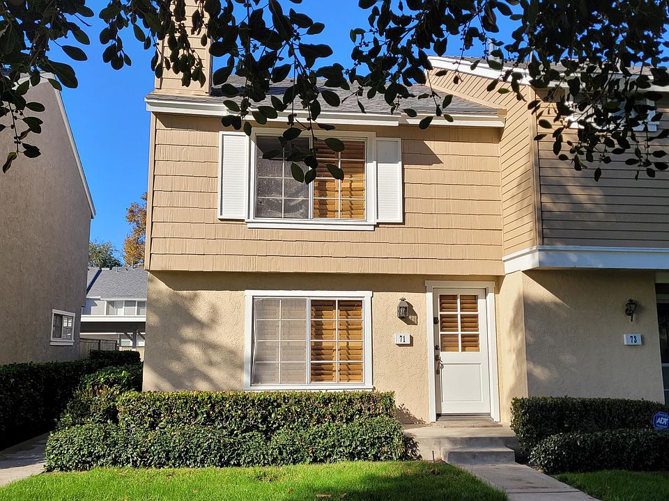 Welcome Home - End unit facing the park
