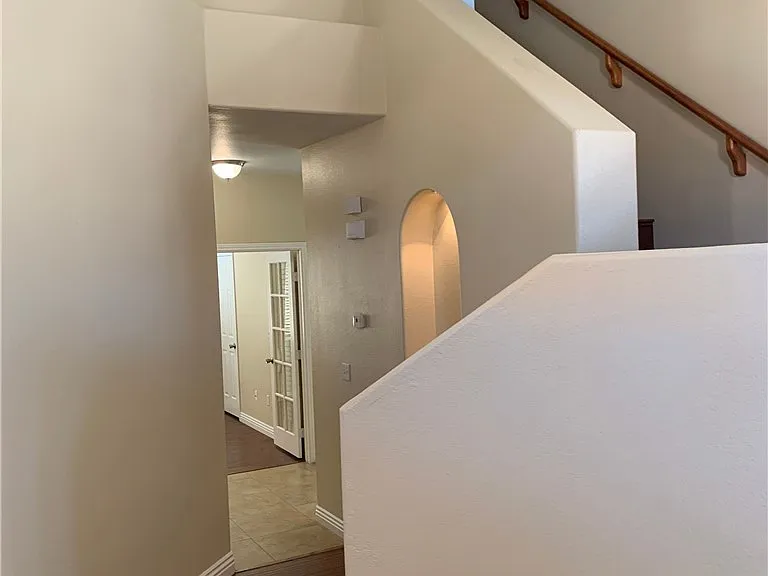 8441 Bay Point Dr — Photo 2