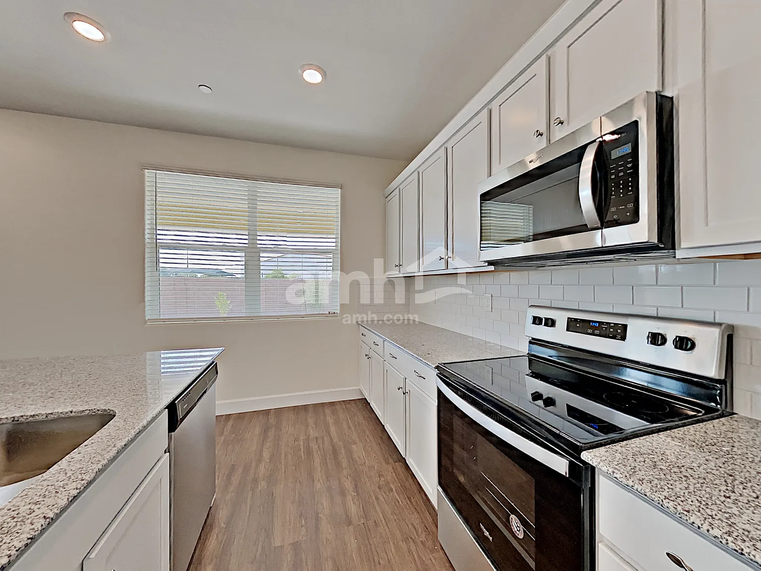 4 bed, 3.0 bath, 2273 sqft, $2,750 — Photo 3