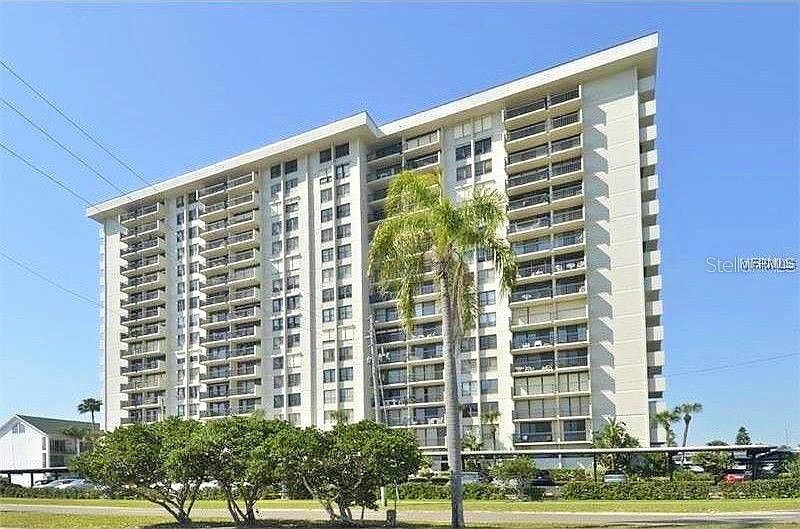 1st image of 400 Island Way APT 204