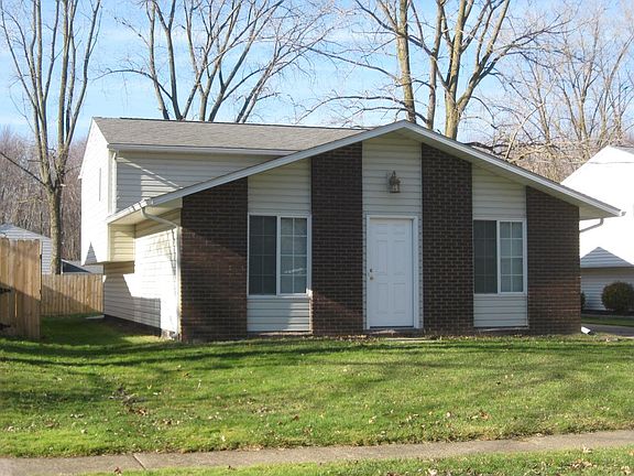 2nd image of 6420 Rosebelle Ave