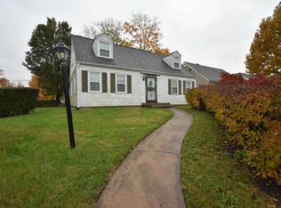 896 Eastmoor Blvd, Columbus, OH 43209