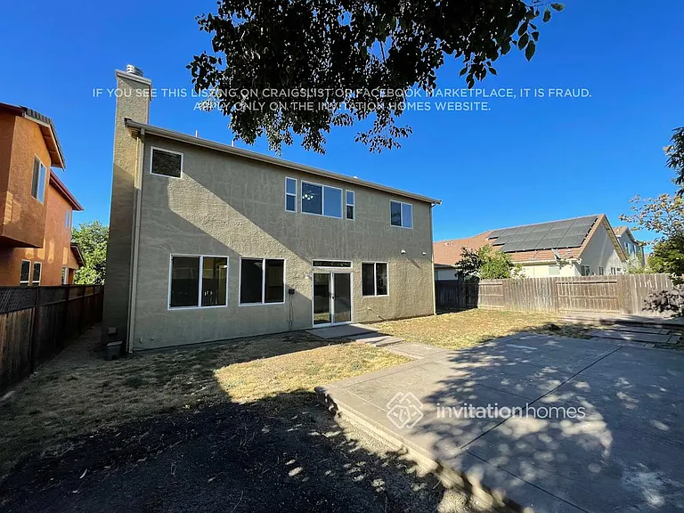 1878 Hardy Dr — Photo 15