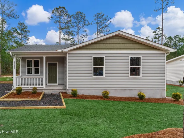 1820 Raeford Road, Southport, NC 28461