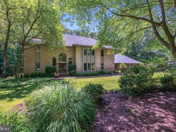 8804 Twin Creek Court, Potomac, MD 20854