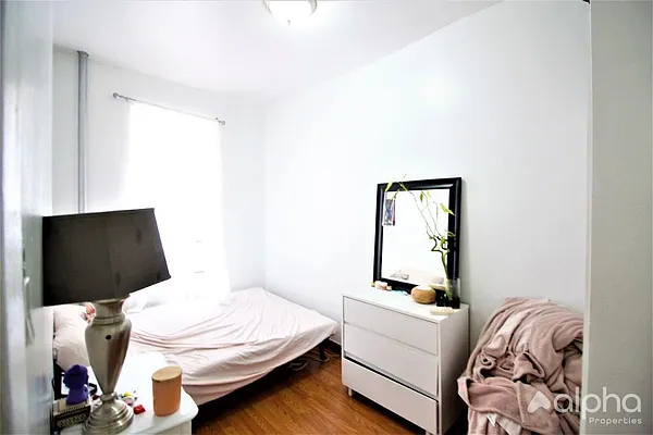 Rented by Alpha Properties NYC I LLC | media 25