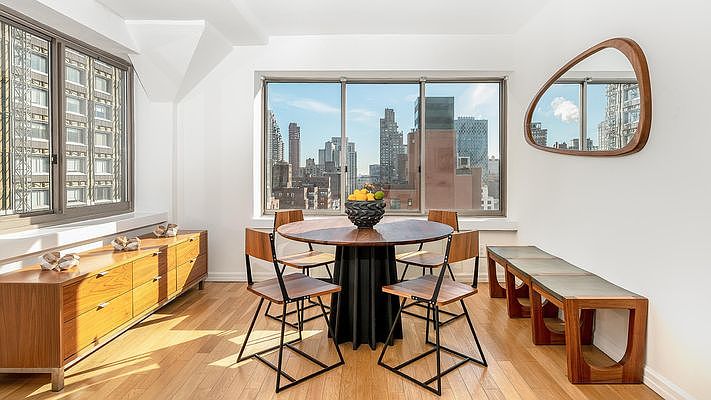 1st image of 201 E 69th St APT 8X