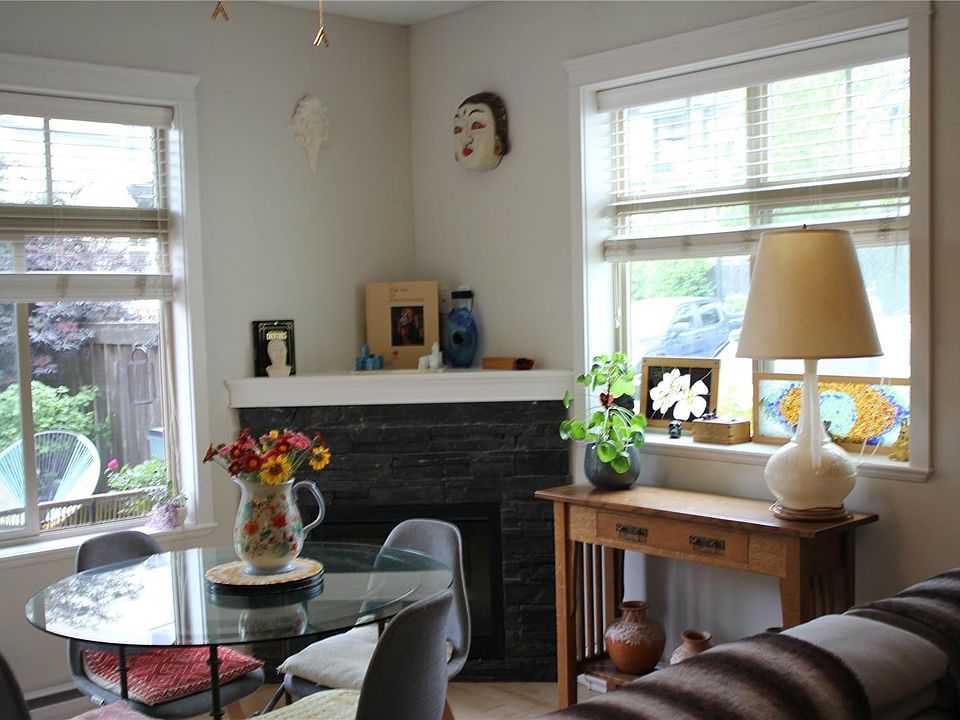 1st image of 2115 Meredith Rd #106