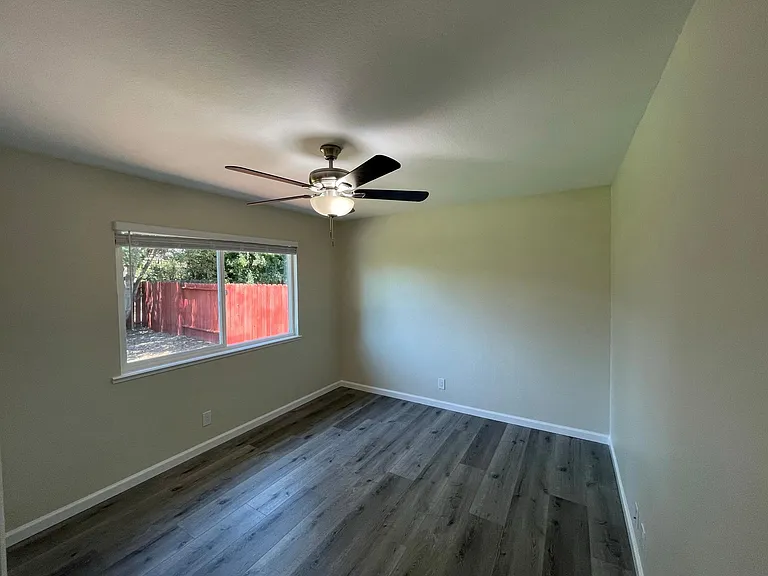 4587 El Cajon Ave — Photo 6