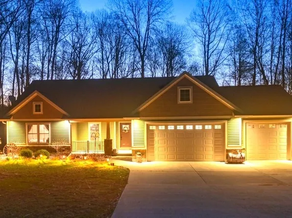 N758 Spring Lake Estates Dr, Neshkoro, WI 54960