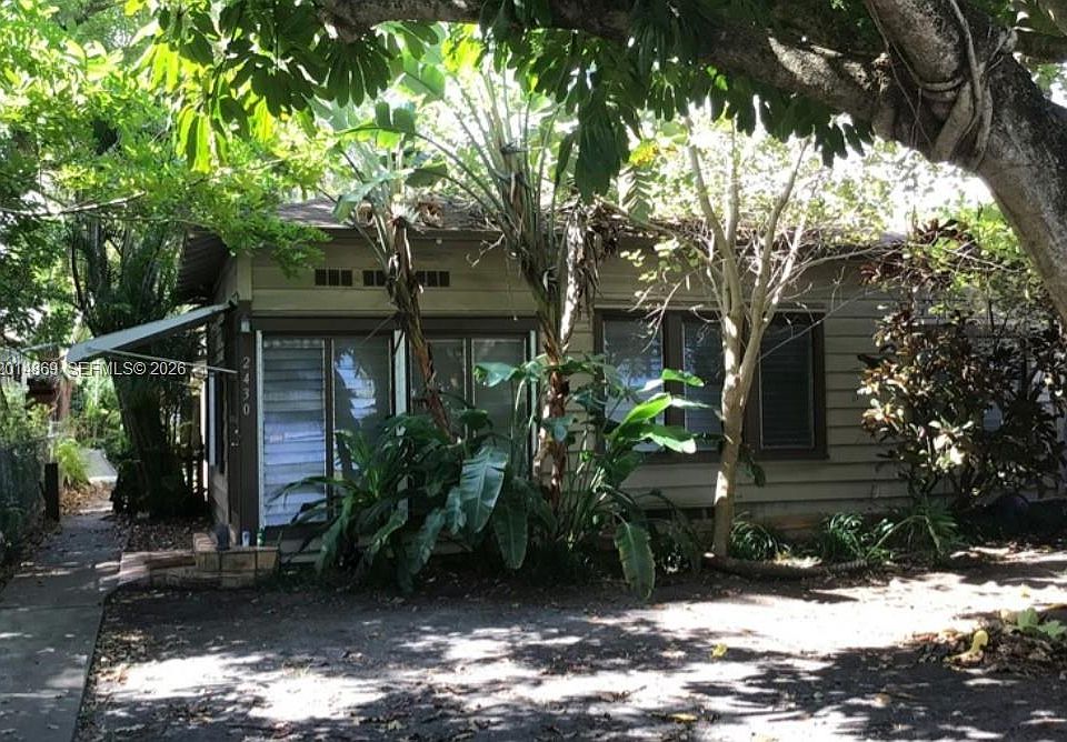 1st image of 2430 SW 25th Ter