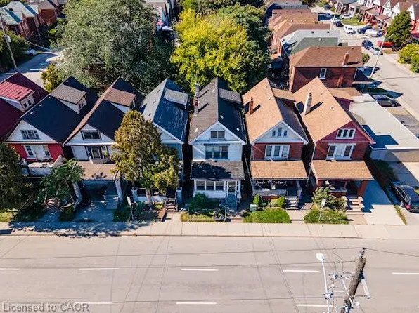 35 Sherman Ave N, Hamilton, ON L8L 6L9