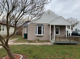 729 E Cavanaugh Rd, Lansing, MI 48910