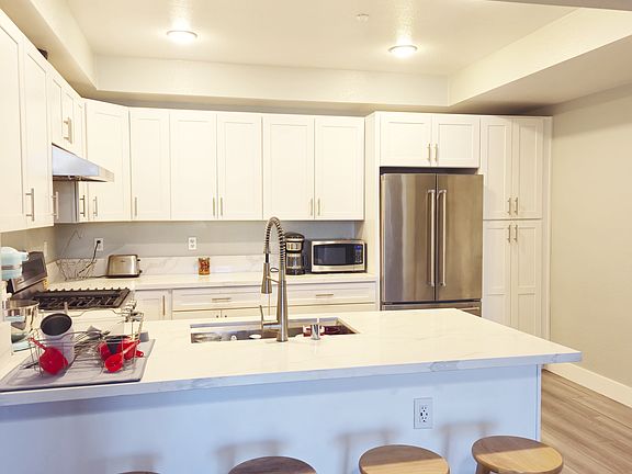 2nd image of 8301 Rio San Diego Dr Unit 19