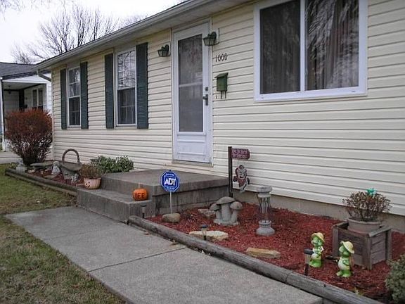 2nd image of 1000 Harwood Dr