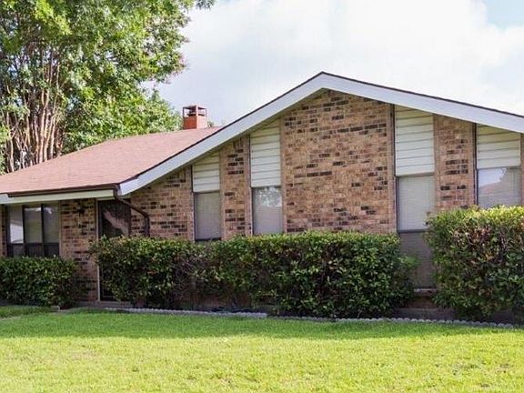 2nd image of 6106 Big Bend Dr