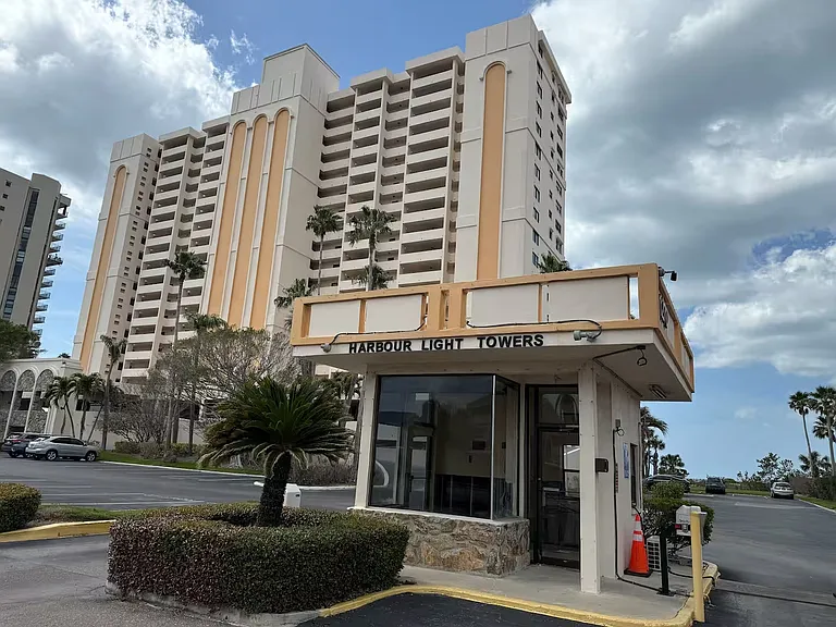 1270 Gulf Blvd — Photo 36