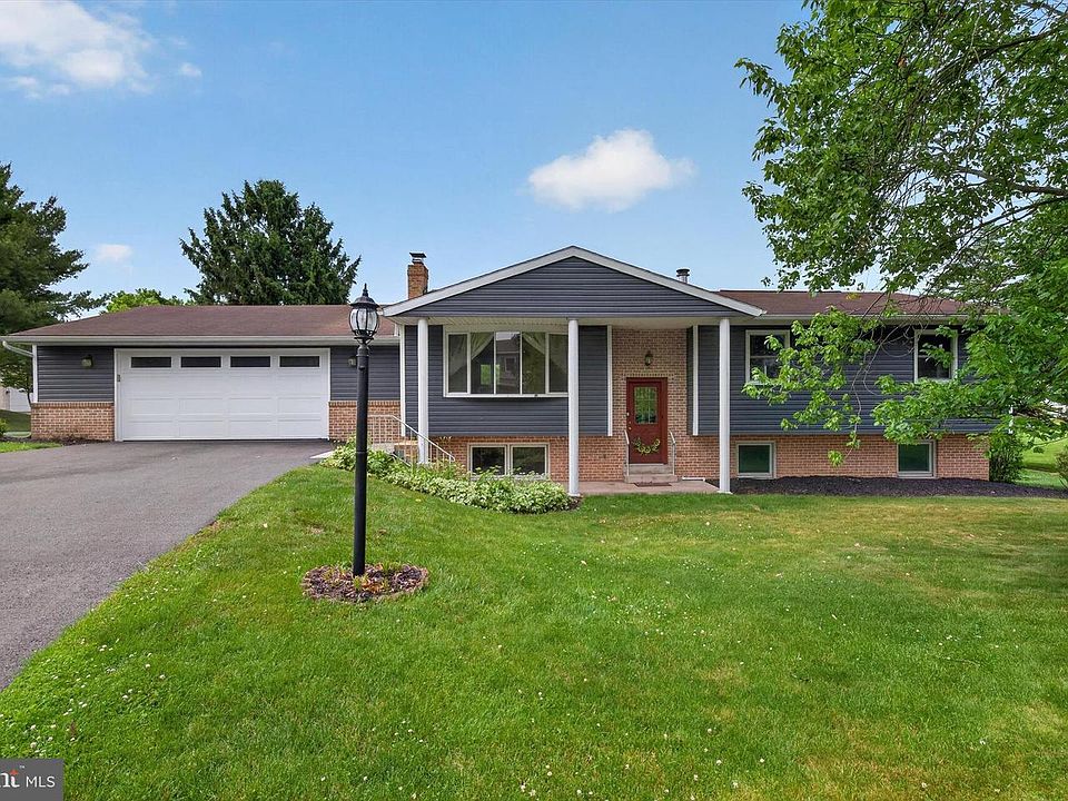 1st image of 807 Lancelot Ave