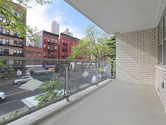 4th image of 500 E 77th St #1105