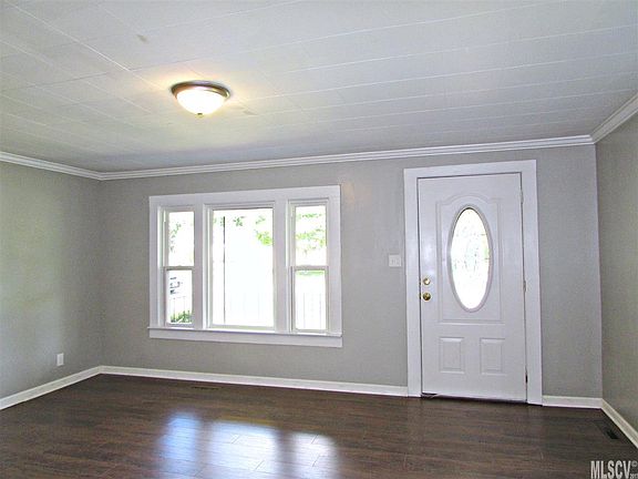 5th image of 608 N Hildebran Ave