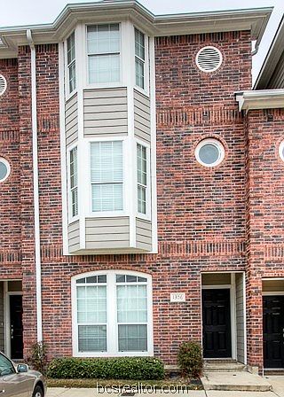 1st image of 305 Holleman Dr E APT 1306