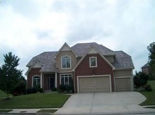 10410 N Saint Clair Ave, Kansas City, MO 64154