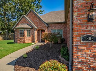 1806 Sandpiper Ave, Lowell, AR 72745