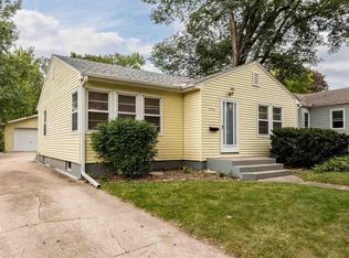 1724 Wilson St, Iowa City, IA 52245