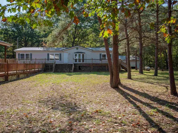 11258 N Genuine Rd, Clare, MI 48617