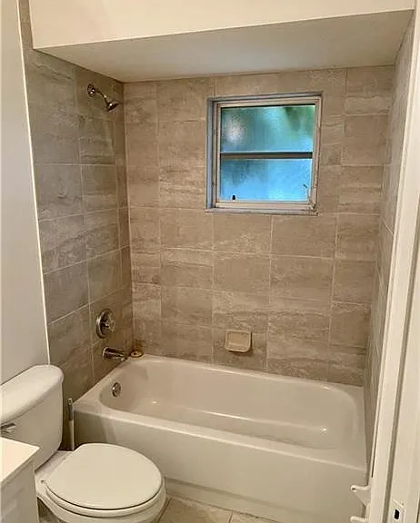 12349 Londonderry Ln — Photo 3