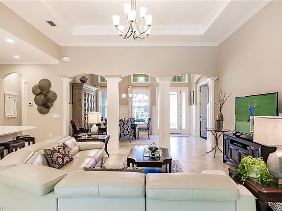 4th image of 10532 Azzurra Dr