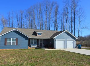 217 Celeste Dr, Baxter, TN 38544