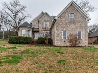 1003 Pittman Dr, Gallatin, TN 37066
