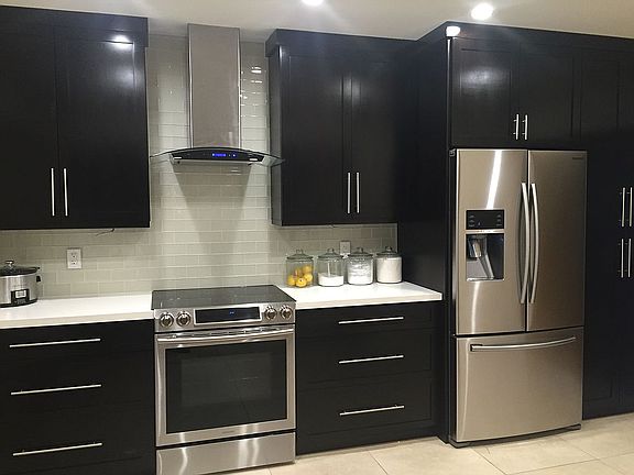 4th image of 1031 Oriole Ave