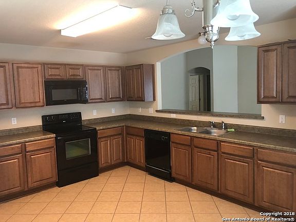 3rd image of 10503 Ludlow Ct