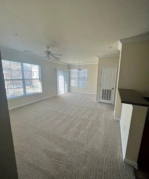Clairmont at Hillandale — Photo 44