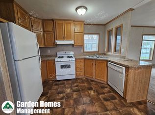 10 Bramblewood Rd, Clark Mills, NY 13321